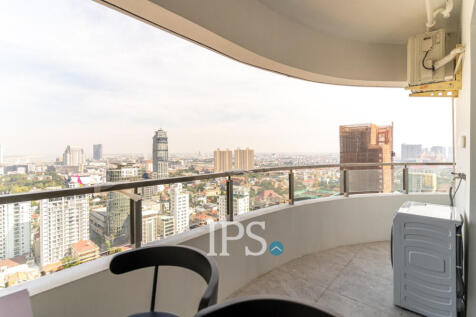 3 Bedroom Condo For Sale - Le Conde, BKK1, Phnom Penh
