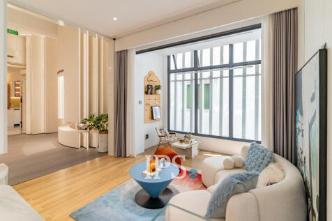 1 Bedroom Condo For Sale - Picasso Sky Gemme Type A1 Luxury Condominium - BKK1, Phnom Penh