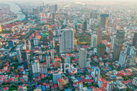 8th Floor 1 Bedroom Condo For Sale - Le Conde, BKK1, Phnom Penh