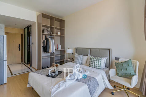 Studio For Sale - The Pinnacle Residence Type A4 Condominium, Tonle Bassac, Phnom Penh