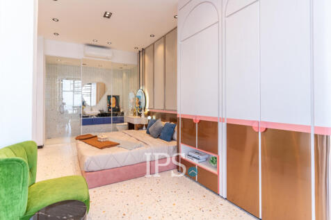 4 Bedroom Duplex Condo For Sale - Type ABC Time Square 8 Condominium - Near Russian Market, Phnom Penh