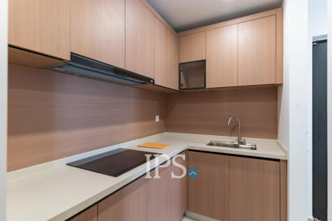 3 Bedroom Condo For Sale - Diamond Bay Garden, Tonle Bassac, Phnom Penh