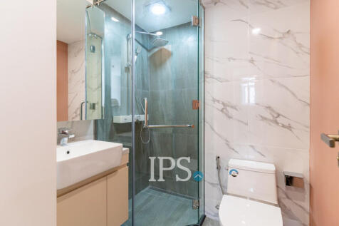 3 Bedroom Condo For Sale - Diamond Bay Garden, Tonle Bassac, Phnom Penh