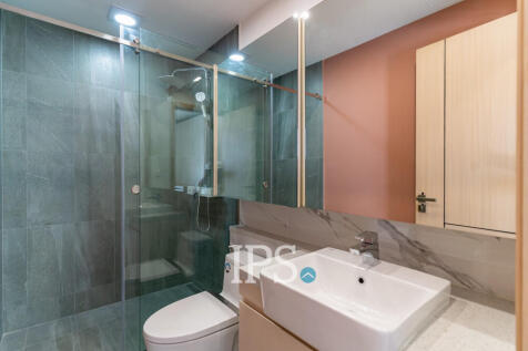 3 Bedroom Condo For Sale - Diamond Bay Garden, Tonle Bassac, Phnom Penh