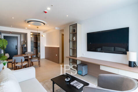 2 Bedroom Condo For Sale - Diamond Bay Garden, Tonle Bassac, Phnom Penh