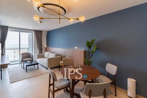 2 Bedroom Condo For Sale - Diamond Bay Garden, Tonle Bassac, Phnom Penh