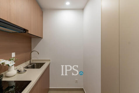 2 Bedroom Condo For Sale - Diamond Bay Garden, Tonle Bassac, Phnom Penh