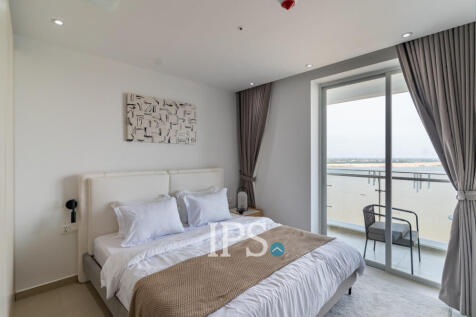 2 Bedroom Condo For Sale - Diamond Bay Garden, Tonle Bassac, Phnom Penh