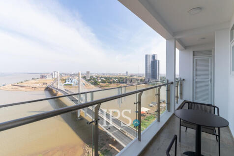 2 Bedroom Condo For Sale - Diamond Bay Garden, Tonle Bassac, Phnom Penh