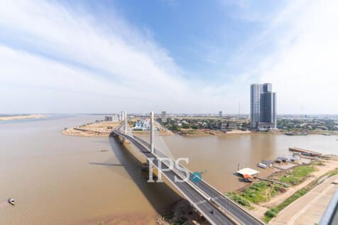 2 Bedroom Condo For Sale - Diamond Bay Garden, Tonle Bassac, Phnom Penh