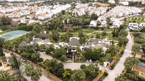 El Campanario Club House