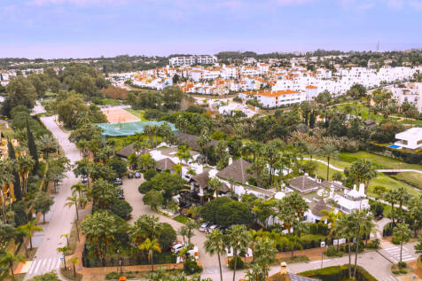 El Campanario Club House