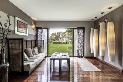 El Campanario Club House