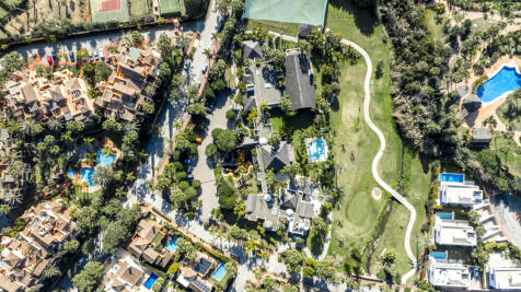 El Campanario Club House