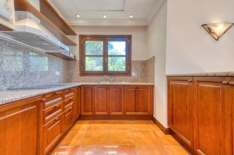 Second kitchen