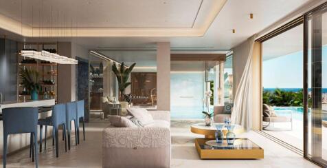 Lounge and dining area