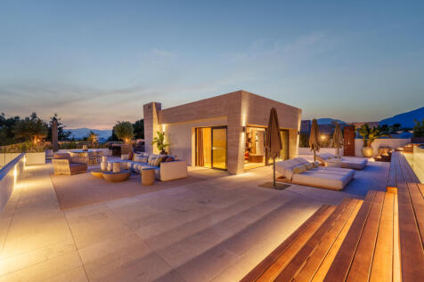 Roof terrace