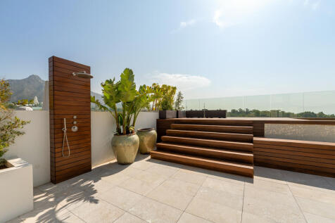 Roof terrace