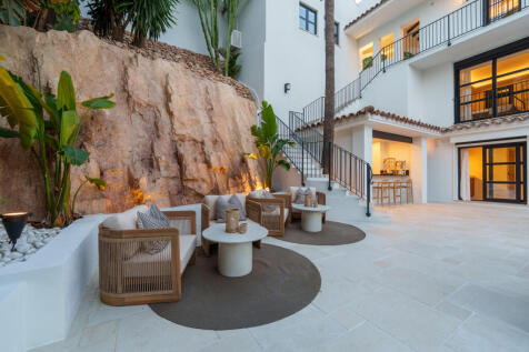Outdoor chillout area