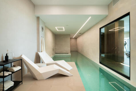 Indoor swimming pool