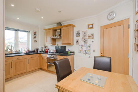 Kitchen Alt