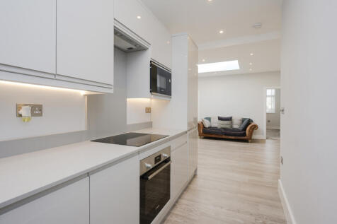 Kitchen Alt