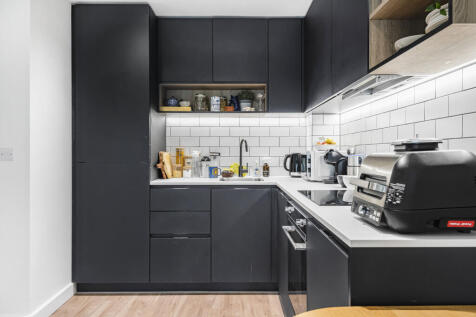 Kitchen Alt.JPG
