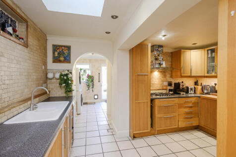 Kitchen 1