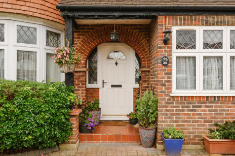 Exterior Close