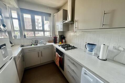 Kitchen.JPG