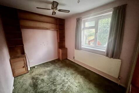 Bedroom 2.jpeg