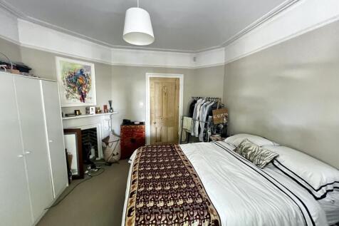 Bedroom Alt 2.JPG