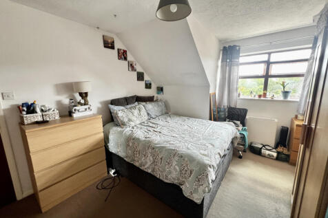 Bedroom Alt.JPG