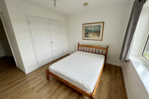 Bed 1 Alt.JPG