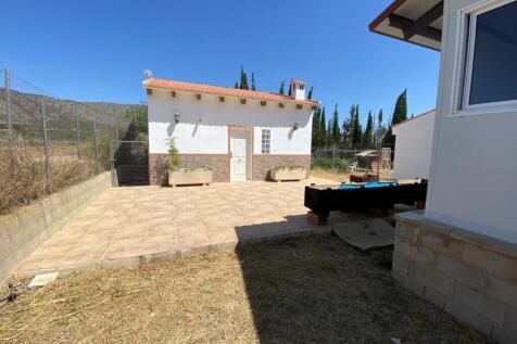 Property Image 8