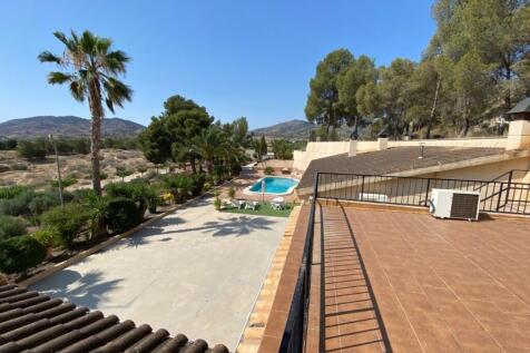 Property Image 38