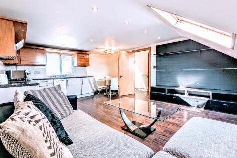 Open plan reception