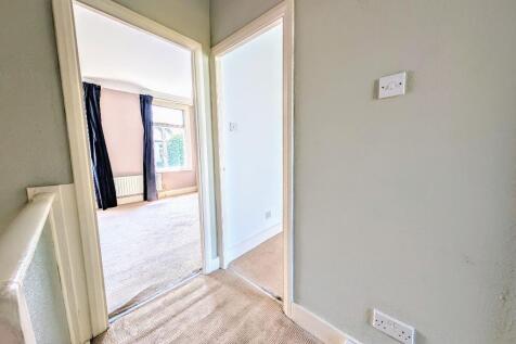 1st floor landing