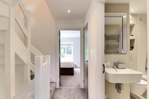 1st floor landing