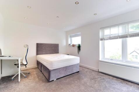 Bedroom 1 (2nd floor)