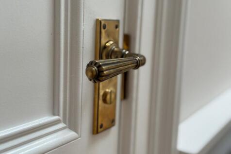 Door handle