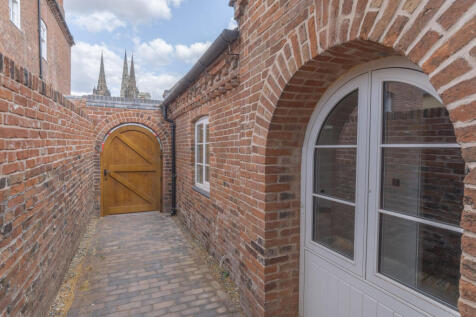 Back gate