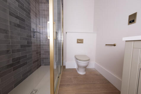 En-suite 2