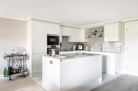 532 Chiswick High Road-5.jpg