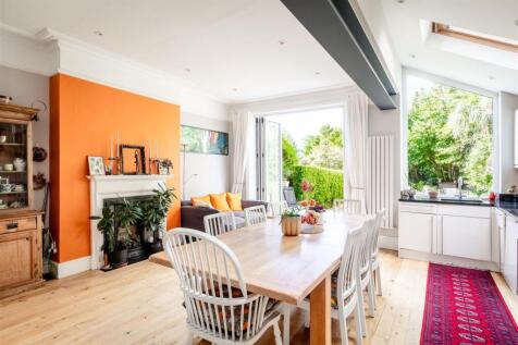 Airedale Avenue-47.jpg