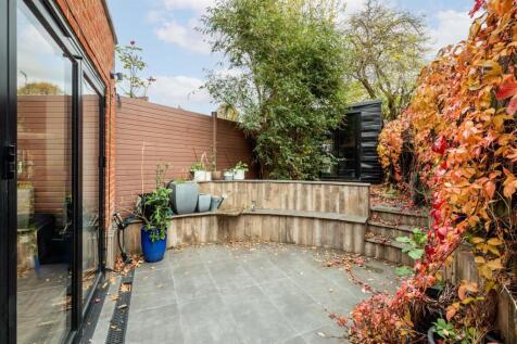 Sundew Avenue-15.jpg