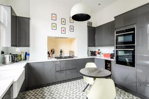 Phoenix Lodge Mansions-29.jpg