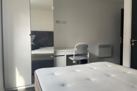room 2 - 4.jpeg