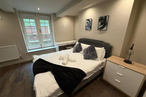 WhatsApp Image 2025-09-04 at 10.40.56 (2).jpeg