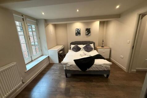 WhatsApp Image 2025-09-04 at 10.40.56 (5).jpeg